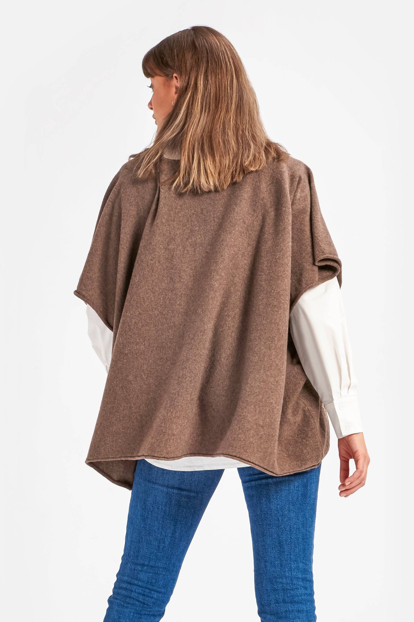 Cashmere & Merino Wool Boat Neck Poncho in Brown By Woodcock & Cavendish for sale - Woodcock and Cavendish